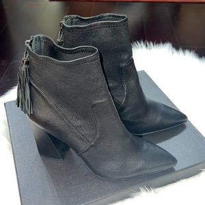 Kenneth Cole New York tassel zip booties